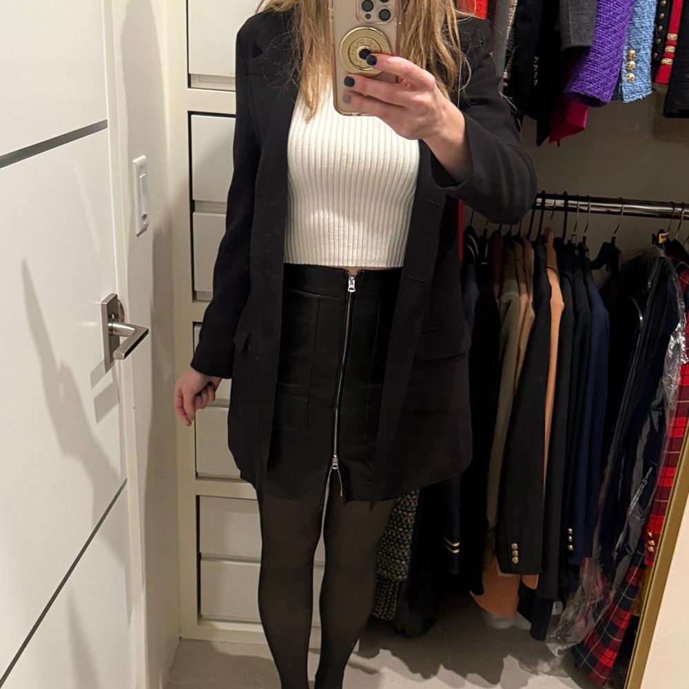 French connection, Black vegan leather mini skirt size 4